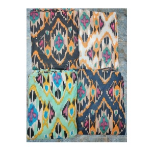 Tissu de coton imprimé personnalisé de bonne qualité pour la confection de vêtements-Robe d'occasion spéciale de mariage disponible en vrac - Product Image 1