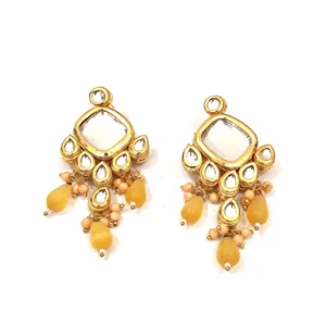 Ensemble de bijoux fins de luxe indiens pour femmes, collier en acier inoxydable jaune, boucles d'oreilles, maang tikka avec placage or pour les mariages - Product Image 5