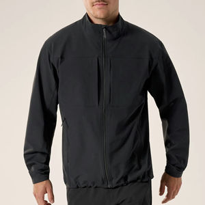 Premium Hommes Adventurewear Léger Respirant Coupe-Vent Veste Must Have Indemand Outdoorwear Eau et Coupe-Vent Veste - Product Image 1