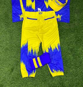 Pantalons de softball pour femmes athlétiques, fabriqués avec des impressions sublimées et des coutures durables, parfaits pour les joueurs de softball rapide à la recherche de confort - Product Image 2