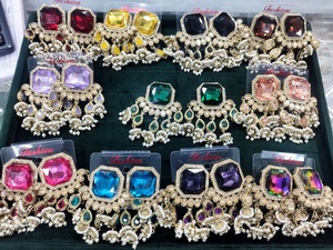 Pendiente de tuerca de flor de circonita cúbica de moda Pendientes de gota de latón de moda para mujeres para aniversarios nupciales Proms - Product Image 3