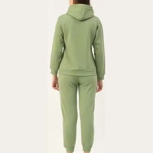 Ensemble de survêtement imprimé à capuche pour femmes en gros, logo personnalisé, haut tendance, teinture unie pour unisexe, taille plus - Product Image 6