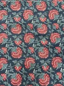 Artesano blanco Floral mano bloque estampado tela 100% algodón Boho cortina y vestido materiales hechos a mano textiles indios para niñas - Product Image 5