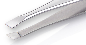Nghia Impressionnant T-07 personnalisable OEM Outil de ciseaux à ongles en acier inoxydable gris Ensemble de manucure et pédicure avec pince à sourcils - Product Image 3