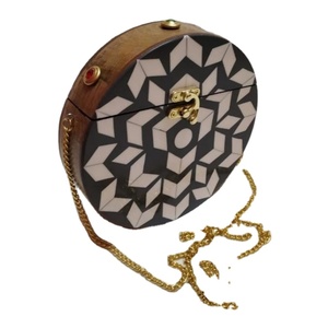 กระเป๋าคลัทช์เรซิ่นอีพ็อกซี่ลายดอกไม้รูปนางฟ้าสำหรับผู้หญิง งานแฮนด์เมด ดีไซน์สั่งทำพิเศษ ประดับด้วยหิน เหมาะสำหรับงานเลี้ยงตอนเย็น งานแต่งงาน และงานอีเว้นท์ต่างๆ - Product Image 5