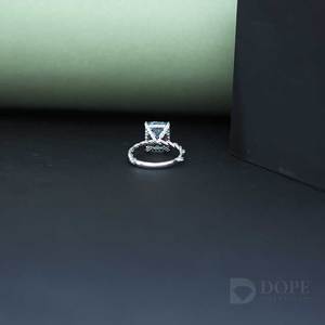 แหวนที่ผ่านการรับรองของ14KT ทำจากสเตนเลสสตีลสีทอง1.25ct สีฟ้าสดใสสดใสได้รับการรับรองว่าเป็นของขวัญแต่งงานที่มีสไตล์ - Product Image 4