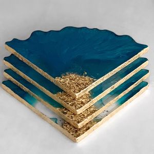 Hermoso juego de posavasos de resina hechos a mano para decoración del hogar, elaborados con material duradero, ideales para regalar. - Product Image 1