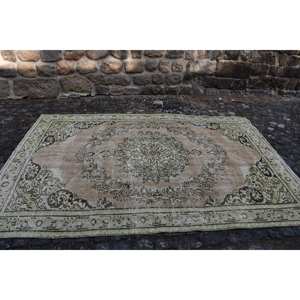 Alfombra turca Vintage de 5,7x8,7 pies, Beige retales de lana verde, respaldo de látex para sala de estar, pasillo, dormitorio de adolescentes, rectángulo a rayas - Product Image 4