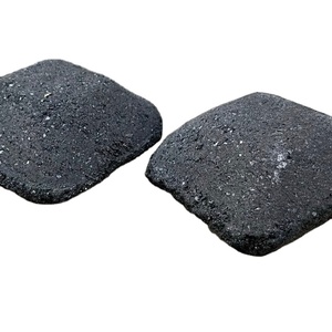 Briquettes de charbon de bois en forme d'oreiller en coque de noix de coco de qualité restaurant pour barbecue, pour importateurs en gros et acheteurs Horeca - Product Image 2