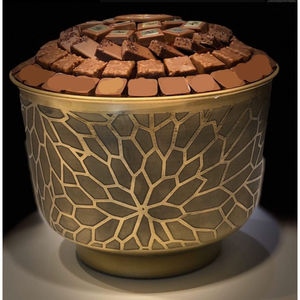 Bol de service au chocolat au design classique Présentoir à desserts en métal argenté avec support en or Bol à chocolat pour les mariages et les fêtes - Product Image 6