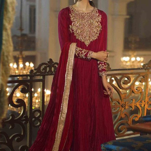 Superbe KURTA & PLAZO avec dupata sur tissu de velours embellissant une belle résine, perles de verre en cristal, DABKA pour le travail de fête - Product Image 1