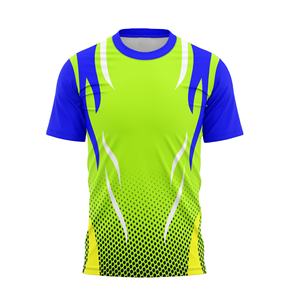 Conception personnalisée en gros de qualité supérieure fabriquée au Pakistan Créez votre propre ensemble de maillots d'uniforme de football complet - Product Image 1