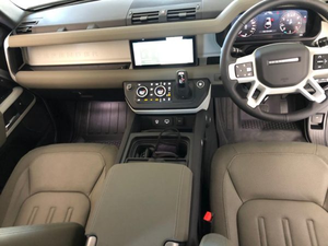 SUV de Aventura 4x4 de Alto Rendimiento 2024, Diseño Robusto, Iluminación LED, Funciones de Conducción Inteligente, Sin Accidentes - Product Image 3