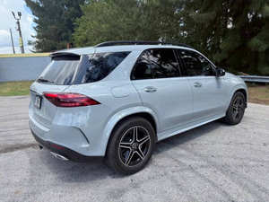 Mercedes-Benz GLE 450 4MATIC 2024 légèrement utilisé - Product Image 3