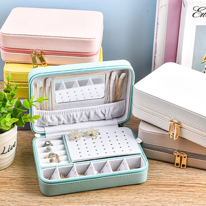 Sac de voyage pour bijoux de couleur unie avec miroir, boîte de rangement multifonctionnelle pour bijoux et cosmétiques - Product Image 1