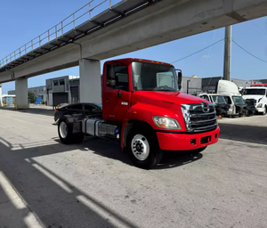 En Venta: Camión Hino 338 Day Cab 2016-2018 - Transmisión Manual de 6 Velocidades, Volante a la Izquierda/Derecha, Camiones Semirremolque Usados con Envío Internacional - Product Image 2