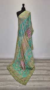 ผ้าคลุมไหล่พิมพ์ลายสำหรับผู้หญิงสุดหรูขายดีผ้าคลุมไหล่ดีไซน์ใหม่ผ้าคลุมไหล่ปักลวดลายและกระจกสำหรับงานแต่งงานและงานปาร์ตี้ของผู้ใหญ่ - Product Image 4