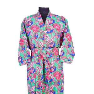 Robe kimono longue vintage en coton biologique 100% matelassée Kantha, fabriquée à la main en Inde, pour les festivals, le printemps, écologique, réversible, vêtements de nuit - Product Image 3