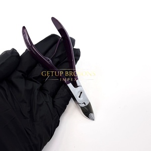 ที่ตัดเล็บสแตนเลสเคลือบสีม่วงแบบมืออาชีพ ทนทาน คุณภาพสูง พร้อมบริการสกรีนโลโก้ อุปกรณ์เสริมความงาม - Product Image 6