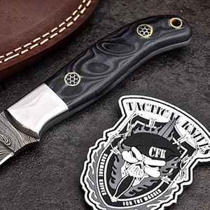 Couteau de chasse fait main en acier damas personnalisé manche en bois de haute qualité et lame en acier inoxydable pour le camping Support OEM pour le bricolage - Product Image 5