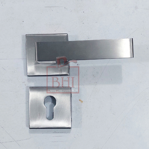 Poignée de porte avec trou de serrure sur rosace 125x60x60mm Verre Laiton Acier Inoxydable Zinc Pull & Lock Poignée de fenêtre - Product Image 1