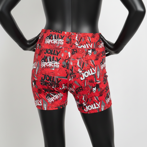 Shorts pour femme en polyester et élasthanne doux, imprimé streetwear rouge, coupe ajustée, tissu respirant, logo sublimé. - Product Image 4