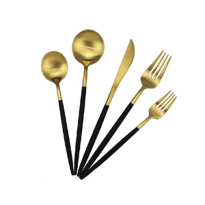 Juego de cubiertos dorados de lujo Juego de cubiertos de restaurante con espejo Cubiertos de acero inoxidable Tenedor y cuchara Cubiertos - Product Image 3