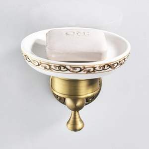 Porte-savon mural en laiton antique, motif floral gravé, décoration métallique de luxe, disponible à prix de gros. - Product Image 2