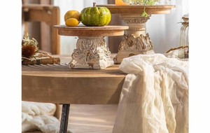 Grand plateau de service en bois d'acacia à bord vif avec poignées en métal Pouf multi-usage conçu pour le service des aliments - Product Image 3