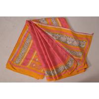 Tissu de soie Sari recyclé bohème Vintage Indian Textile Scrap Up recyclé pour la couture, les courtepointes artisanat, les techniques mixtes et la mode