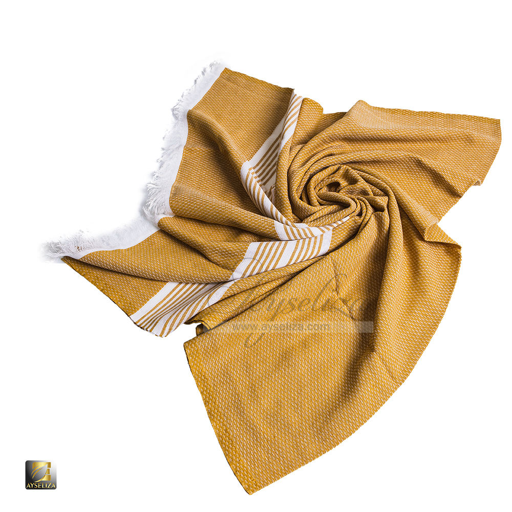 สีเหลือง