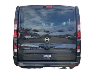 SUV hybride compact d'occasion 2025 |   Transmission automatique, groupe motopropulseur à assistance électrique, intérieur haut de gamme, fonctionnalités de conduite avancées - Product Image 3