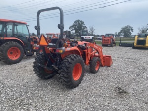 Used Kubota L3301DT 4WD <b>Farm</b> Tractor 33HP Agricultural Tractor for Sale - Product Image 4