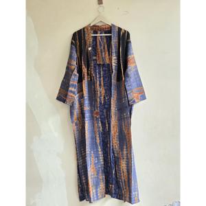Robe de chambre et paréo de plage vintage bohème en crêpe de soie à motifs floraux - Product Image 2