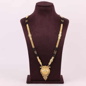 Collar Mangalsutra Tradicional para Mujer, Chapado en Oro, Cobre y Latón, Regalo para la Temporada de Bodas - Product Image 1