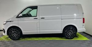 VOLKSWAGEN TRANSPORTER LHD/RHD 2021 USADO - Product Image 3