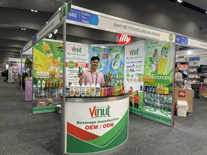 Jugo de guayaba rosa de 250ml, puré fresco y sabroso nunca de concentrado (NFC) de fábrica de Vietnam (OEM ODM) - Product Image 6