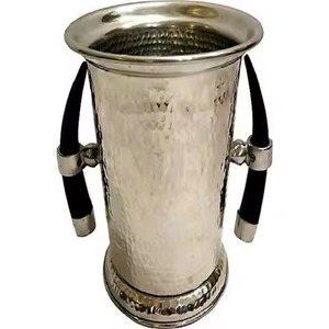 Style moderne et élégant pour seau à glace avec poignées en forme de corne, refroidisseur de vin en métal, verres de bar pour mariage, respectueux de l'environnement - Product Image 1