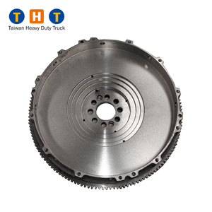 Volant moteur 430mm*143T 8 trous ME150497 Pièces de moteur de camion pour Mitsubishi Fuso FV517 6D22T - Product Image 1