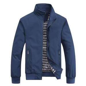 Chaqueta cortavientos impermeable para hombre, cortavientos personalizado de poliéster de alta calidad con cremallera - Product Image 4