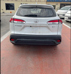 2023 Frontlander luxe Transmission automatique V6 cylindre droite gauche direction sièges en cuir parfait état voiture d'occasion - Product Image 5