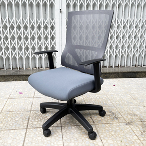 HOM1081-04 Chaise de bureau pivotante contemporaine avec appui-tête réglable, dossier en maille, mécanisme de levage pour usage domestique, en tissu PU, mousse et plastique - Product Image 3