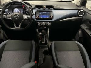รถยนต์มือสองสภาพดี ปี 2025 รุ่น Versa SV FWD Sedan สีดำ ความจุถังน้ำมัน 10 แกลลอน ประหยัดน้ำมัน 40 ไมล์ต่อแกลลอน ระบบขับเคลื่อนล้อหน้าแบบแปรผัน เครื่องยนต์ 1.6 ลิตร 14 แรงม้า 122 แรงม้า - Product Image 2