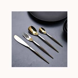 Haut Western Style Coréen Or Fini Forme Clouée Poignée Ustensiles De Cuisine Designer Cuillère Couteau Fourchette Couverts Ensemble pour Mariage - Product Image 1