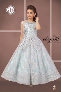 Las chicas tradicional Indianb usar bordado neto niños Lehenga Choli del tamaño: 24-36 - Product Image 6