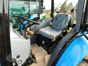 TRACTOR LS MT347 CON CABINA Y CARGADOR EN VENTA - Product Image 5