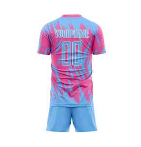 Uniforme de football personnalisé de qualité supérieure fabriqué avec un tissu léger et une technologie d'évacuation de la sueur pour les joueurs - Product Image 4