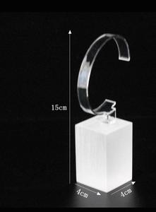 Présentoir de montre en acrylique de haute qualité: parfait pour les présentations de magasin et de fenêtre-Offre Spéciale! - Product Image 3