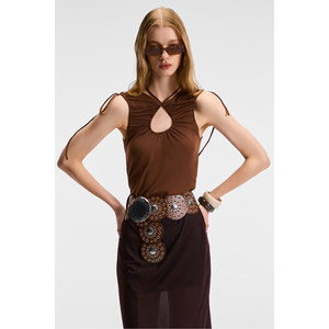 Blusa sin mangas con cuello en V y fruncido en la espalda para mujer ETHIQUET SERALYA - Product Image 6