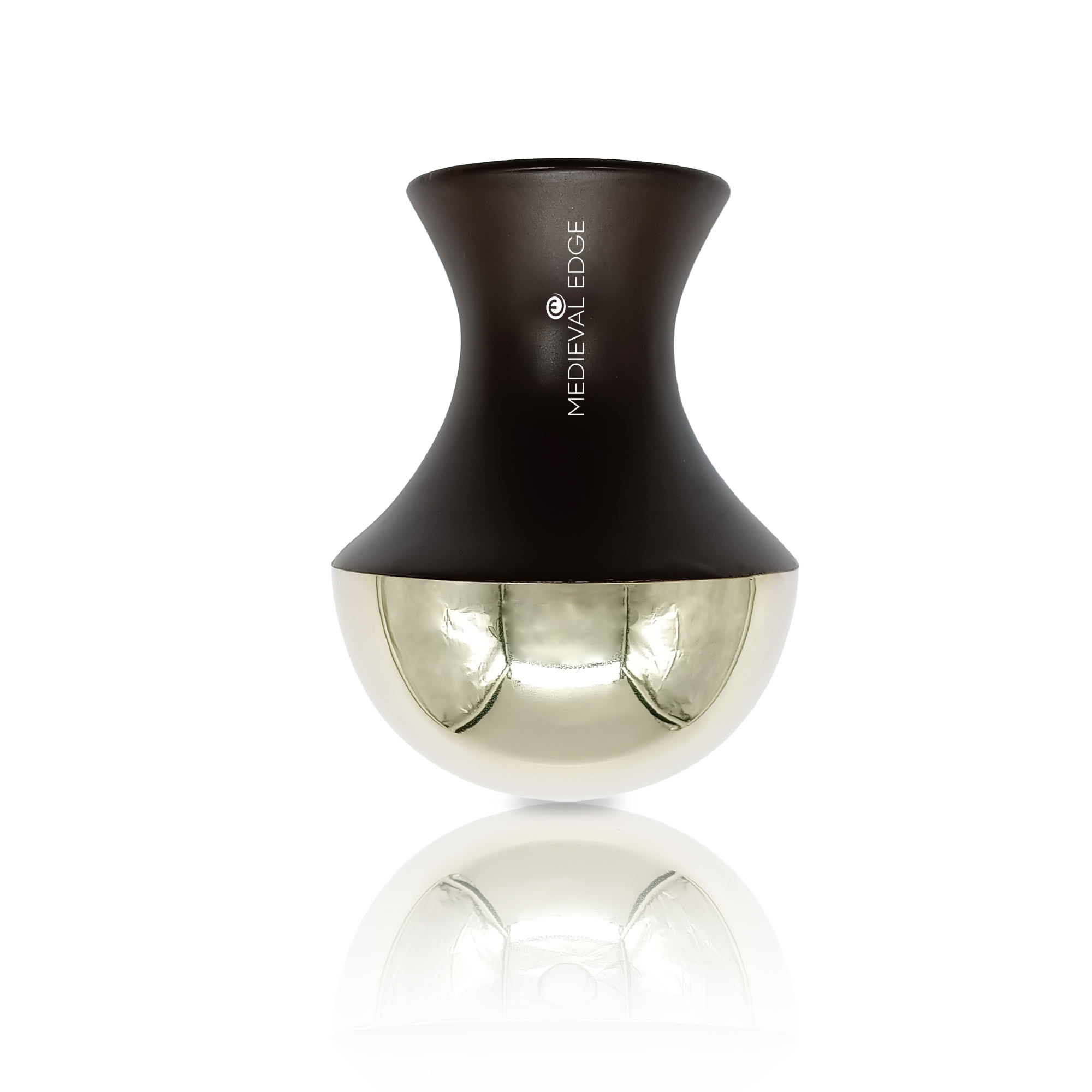 สีน้ำตาลเข้ม